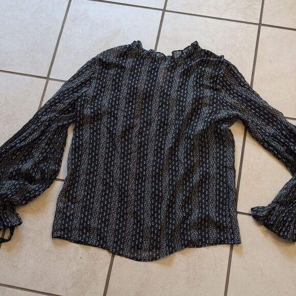 Paige Haiku Silk Blouse Black Button down REVOLVE Size S - Picture 3 of 11